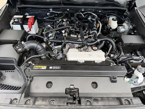 Used 2025 Toyota 4Runner SR5 RWD image 30