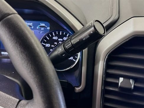 Used 2020 Ford F250 Lariat w/ Lariat Ultimate Package AWD/4WD image 17