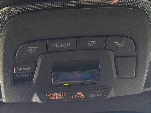 Used 2025 Toyota Crown Limited image 24