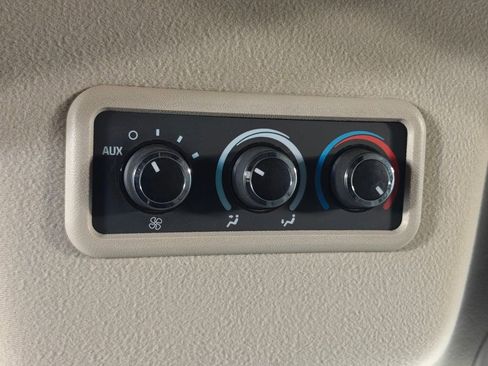 Used 2016 Chevrolet Express 3500 LT w/ LT Preferred Equipment Group RWD image 7