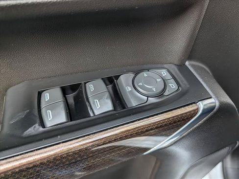 Used 2019 Chevrolet Silverado 1500 LT w/ All-Star Edition AWD/4WD image 32