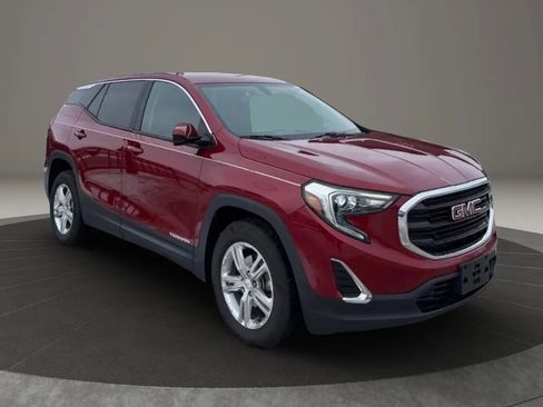 Used 2019 GMC Terrain SLE FWD image 1
