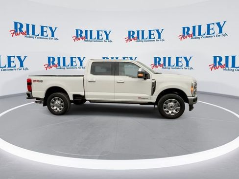 New 2026 Ford F350 King Ranch w/ Chrome Package AWD/4WD image 9