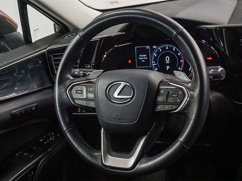 Used 2025 Lexus NX 250 AWD w/ Premium Package image 15