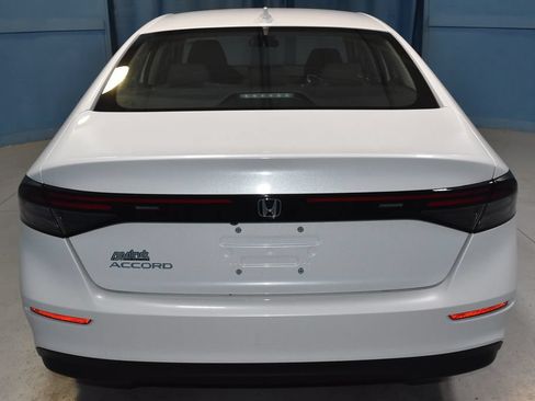 Used 2023 Honda Accord LX image 28