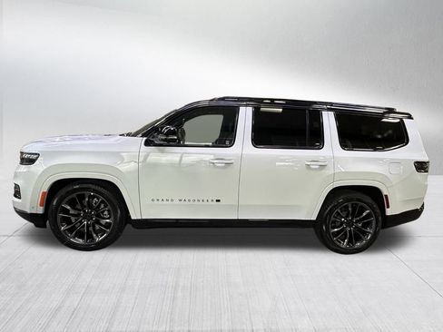 New 2025 Jeep Grand Wagoneer Series III w/ Rear Seat Video Group 1 image 4