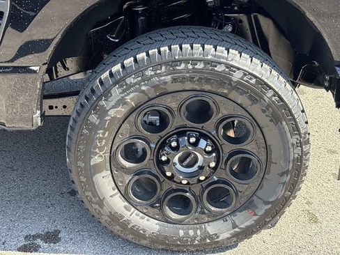 New 2026 Ford F250 XLT w/ XLT Premium Package AWD/4WD image 9