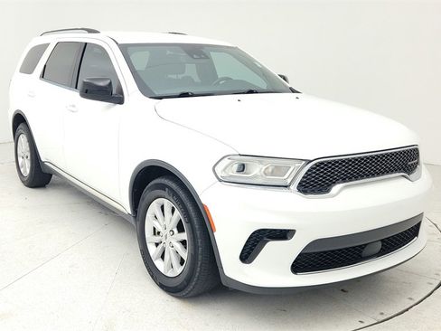 Used 2023 Dodge Durango SXT Launch Edition image 9