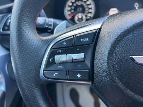 Used 2023 Genesis G70 3.3T w/ Sport Prestige Package image 26