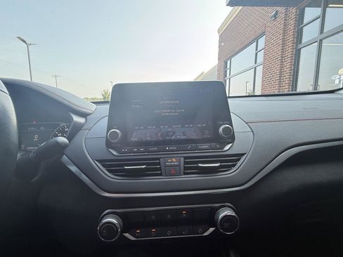 Used 2022 Nissan Altima 2.5 SR FWD image 23
