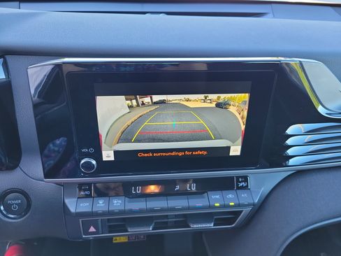 Used 2025 Toyota Camry LE FWD image 16