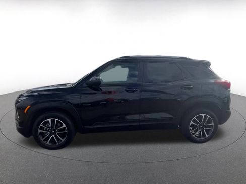 Used 2025 Chevrolet TrailBlazer LT image 9