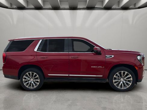 Used 2023 GMC Yukon Denali RWD image 6