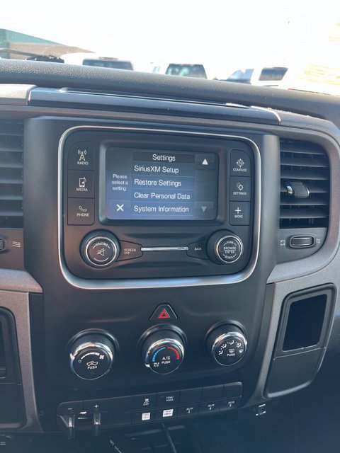 Used 2015 RAM 2500 ST AWD/4WD image 49