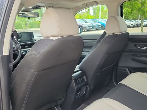 Used 2025 Honda CR-V EX image 15