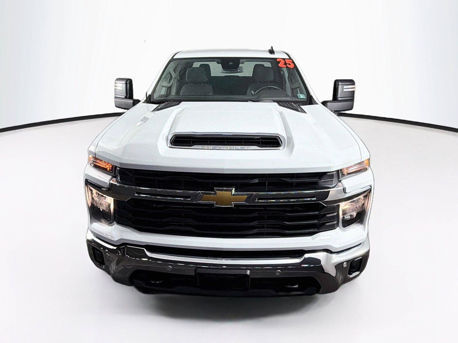 Used 2025 Chevrolet Silverado 3500 LT w/ Safety Package AWD/4WD image 13
