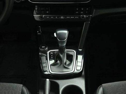 Used 2024 Kia Seltos S FWD image 36
