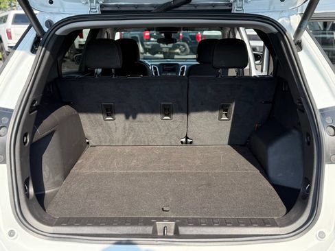 Used 2023 Chevrolet Equinox LT FWD image 25