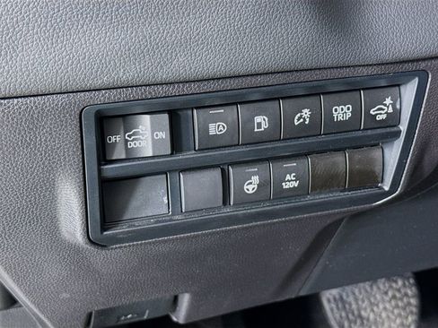 Used 2024 Toyota Tundra Limited image 11