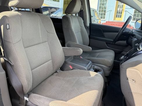Used 2015 Honda Odyssey EX image 30