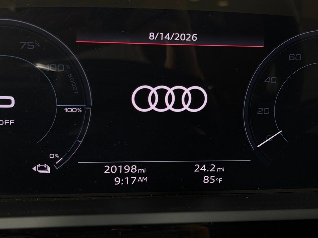 Used 2024 Audi Q8 e-tron Premium Plus w/ Premium Plus Package AWD/4WD image 13