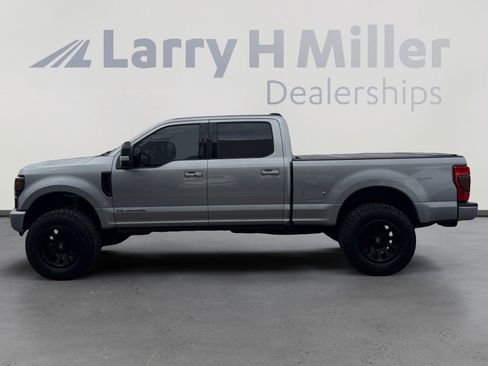 Used 2020 Ford F250 Lariat AWD/4WD image 2