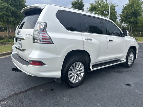 Used 2023 Lexus GX 460 Premium w/ Premium Plus Package AWD/4WD image 9