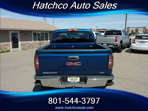 Used 2017 GMC Sierra 1500 SLT w/ SLT Premium Package AWD/4WD image 4
