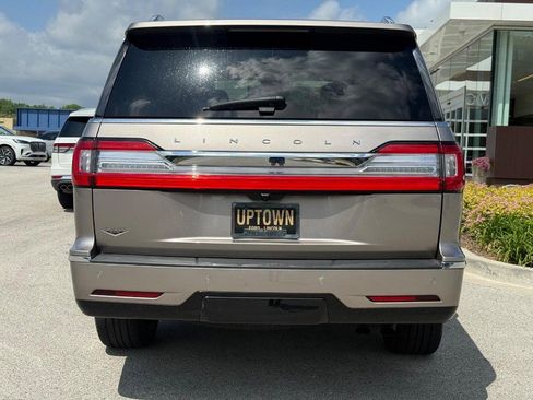 Certified 2020 Lincoln Navigator Reserve w/ Luxury Package AWD/4WD image 5