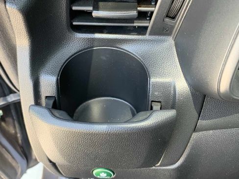 Used 2018 Honda Fit EX image 16