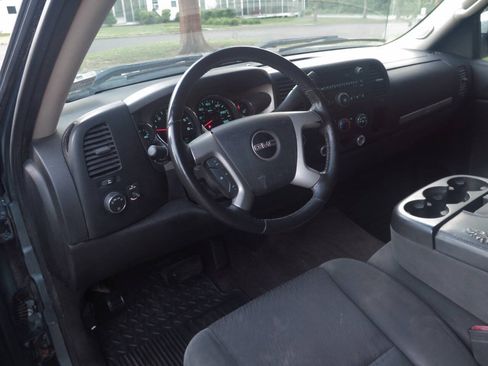 Used 2009 GMC Sierra 1500 SLE w/ Power Pack Plus AWD/4WD image 7