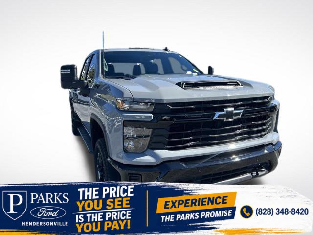 Used 2025 Chevrolet Silverado 2500 Custom w/ Custom Value Package AWD/4WD image 1