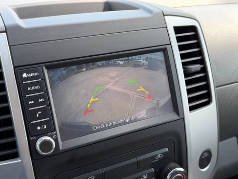 Used 2019 Nissan Frontier SV RWD image 18