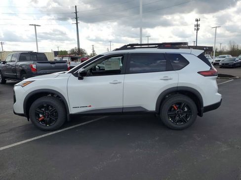 New 2026 Nissan Rogue SV AWD/4WD image 4