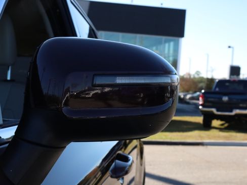 Used 2022 Kia Telluride EX w/ EX Premium Package image 19