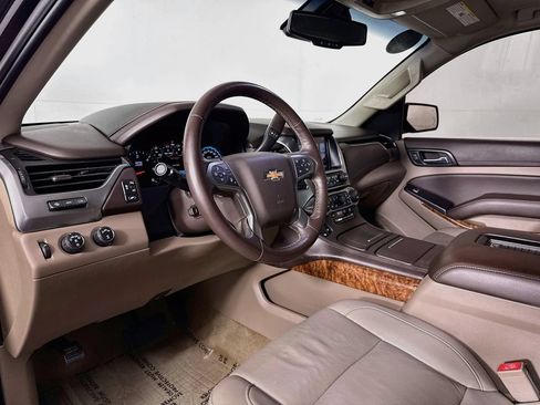 Used 2018 Chevrolet Tahoe Premier AWD/4WD image 9