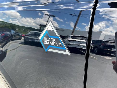 Used 2024 Ford Bronco Black Diamond AWD/4WD image 8