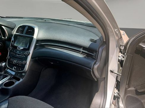 Used 2014 Chevrolet Malibu LT FWD image 28