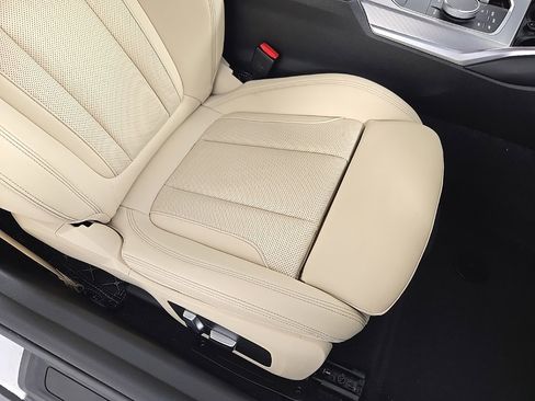 Certified 2023 BMW 230i xDrive Coupe w/ Convenience Package image 17