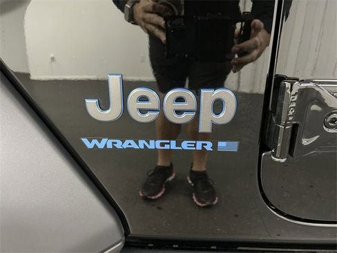 Used 2024 Jeep Wrangler Unlimited Rubicon 4xe w/ Convenience Group image 31