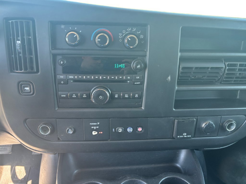 Used 2016 Chevrolet Express 3500 LT w/ LT Preferred Equipment Group RWD image 9