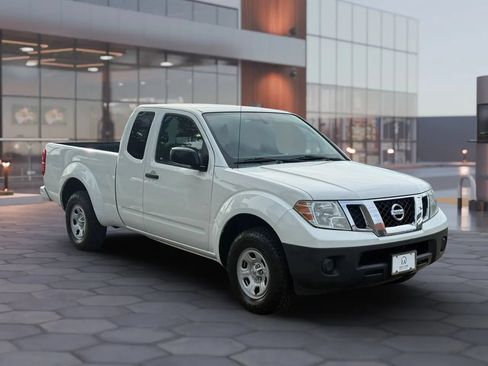 Used 2017 Nissan Frontier S RWD image 8