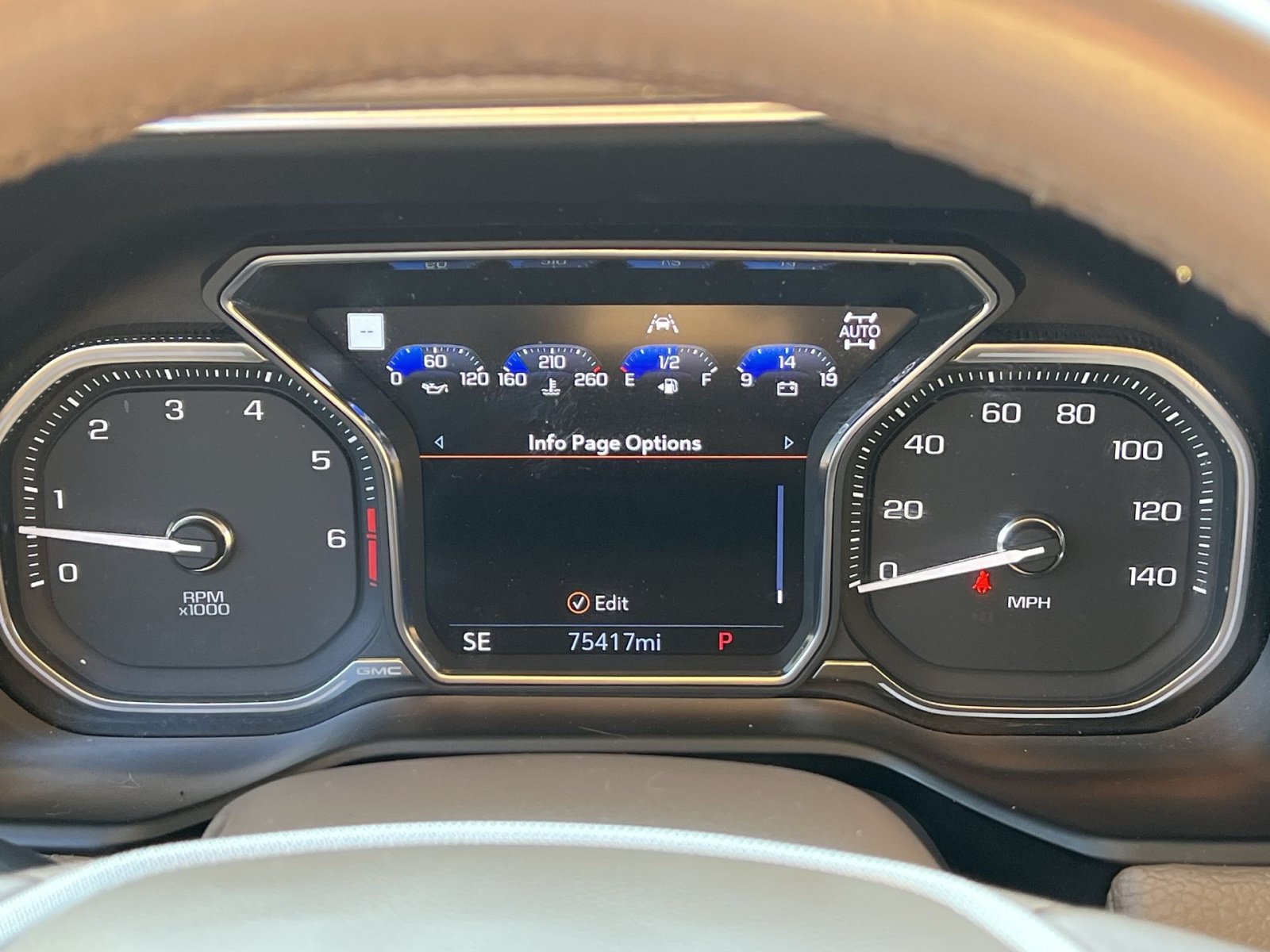 Used 2021 GMC Yukon Denali AWD/4WD image 17