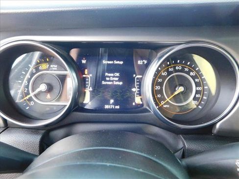 Used 2023 Jeep Wrangler Unlimited Sport AWD/4WD image 17