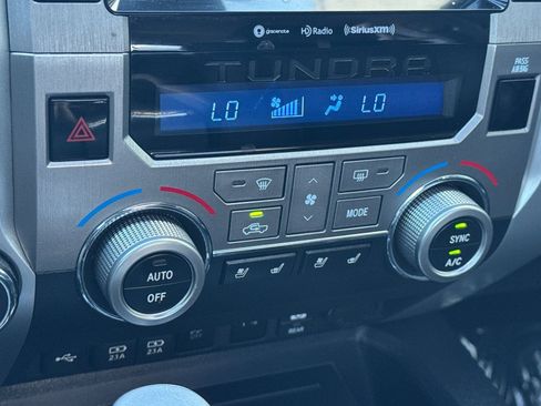Used 2021 Toyota Tundra Platinum image 19