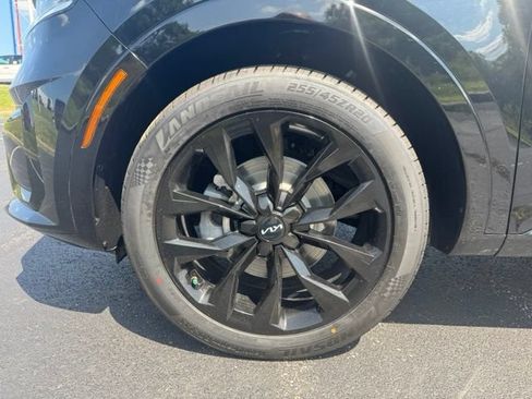 Used 2023 Kia Sorento SX FWD image 11