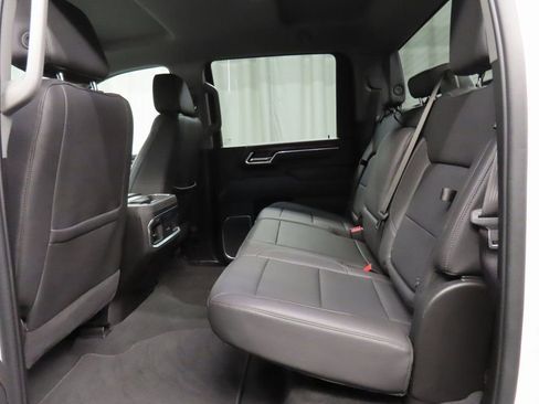 Used 2025 GMC Sierra 2500 SLT w/ SLT Convenience Package image 10