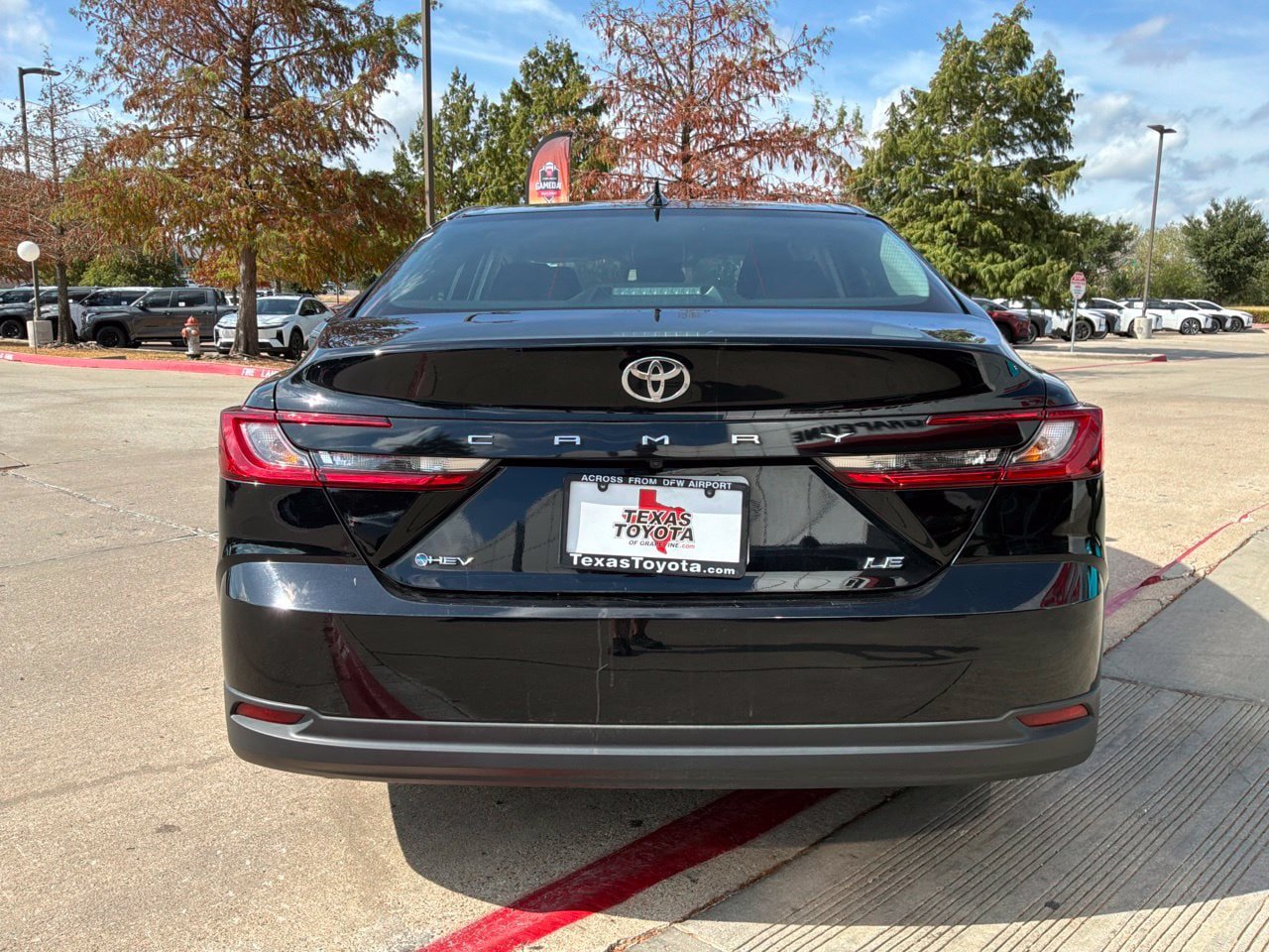 Used 2026 Toyota Camry LE FWD image 7
