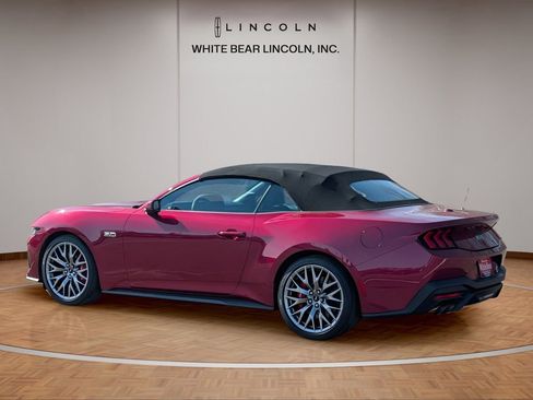 Used 2025 Ford Mustang GT Premium image 8