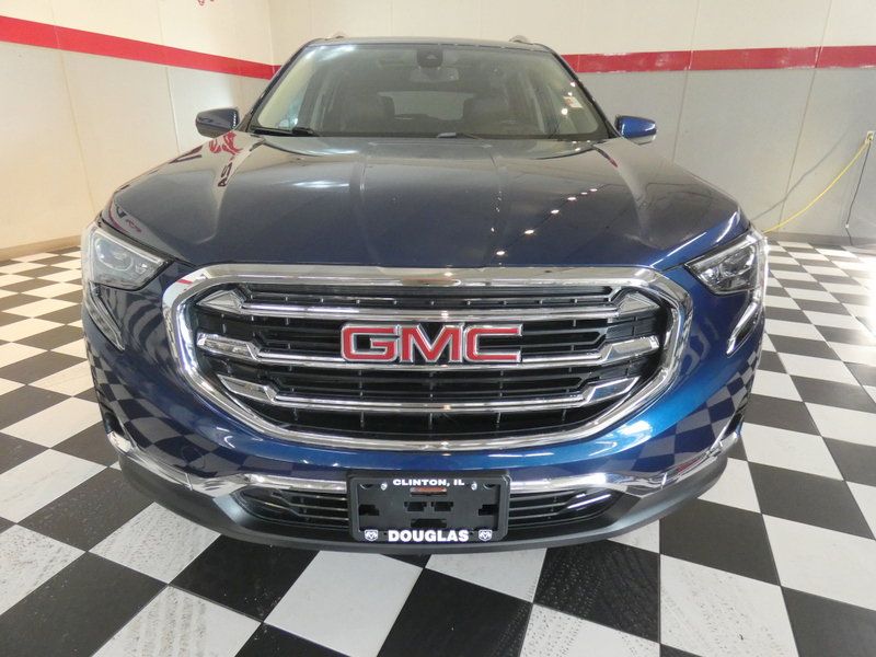 Used 2021 GMC Terrain SLT w/ Infotainment Package II AWD/4WD image 2